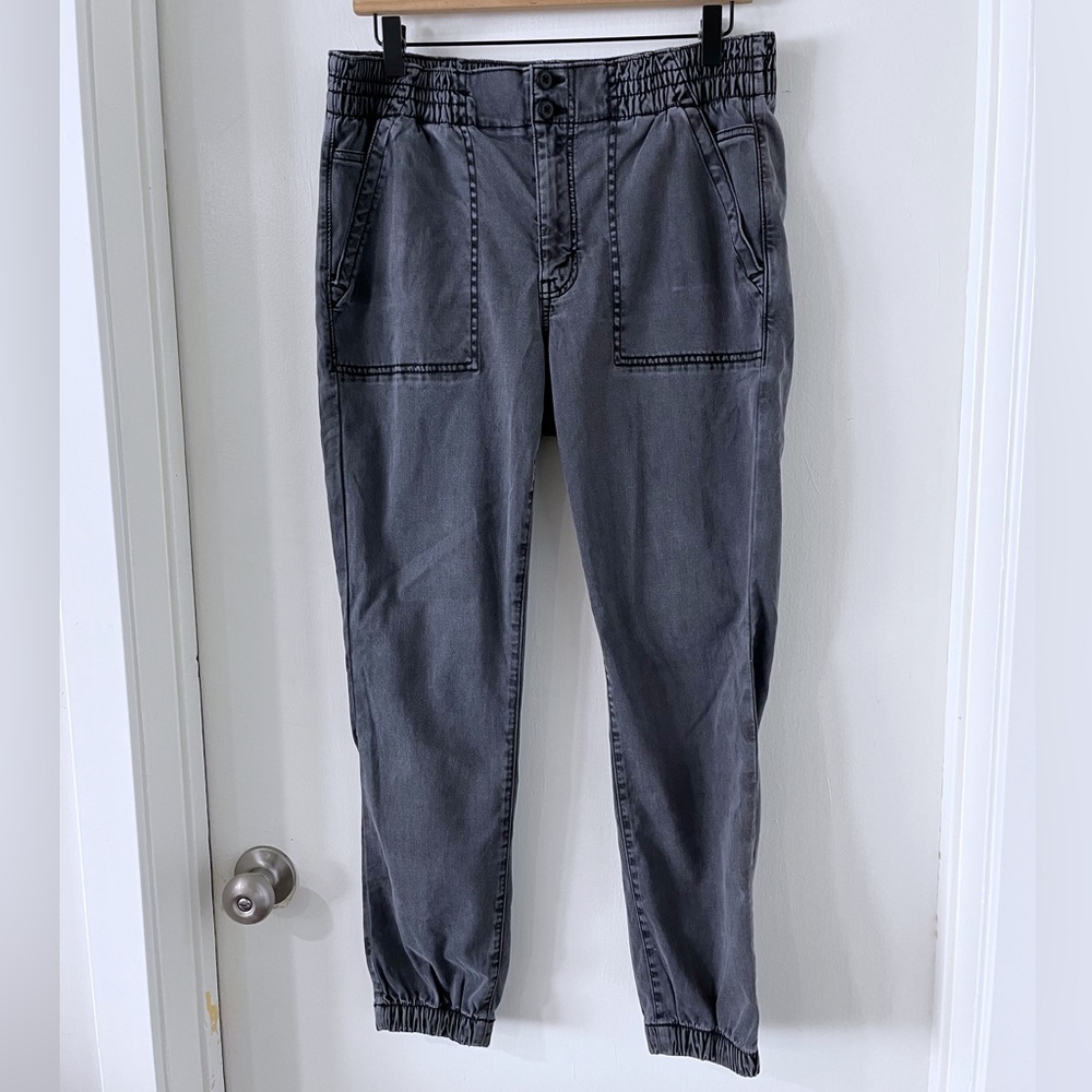 American Eagle Jogger Pants